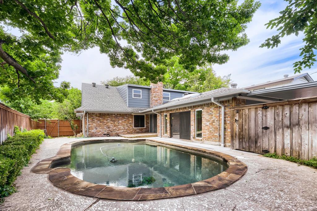 1414 Dumont Drive - Photo 20