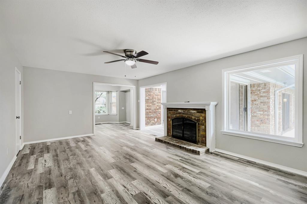 1414 Dumont Drive - Photo 4