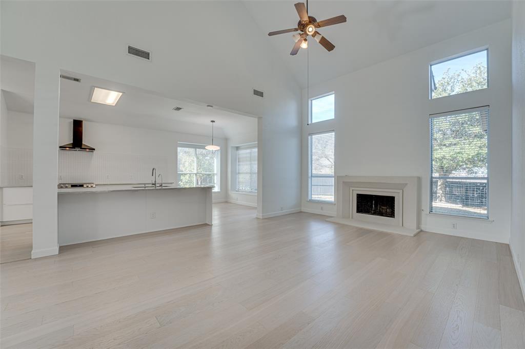 558 Presidio Drive - Photo 15