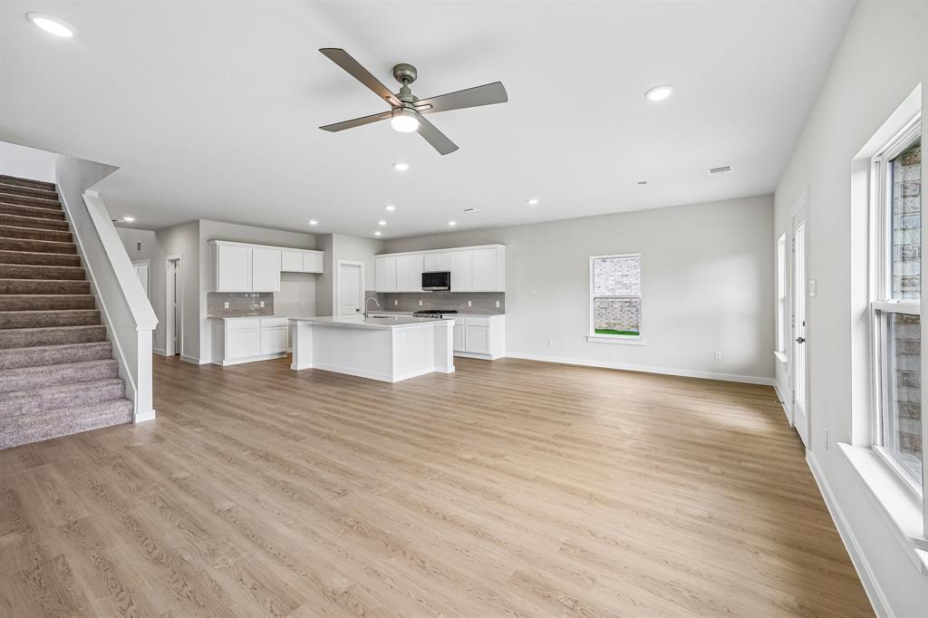 729 Vineyard Way - Photo 13