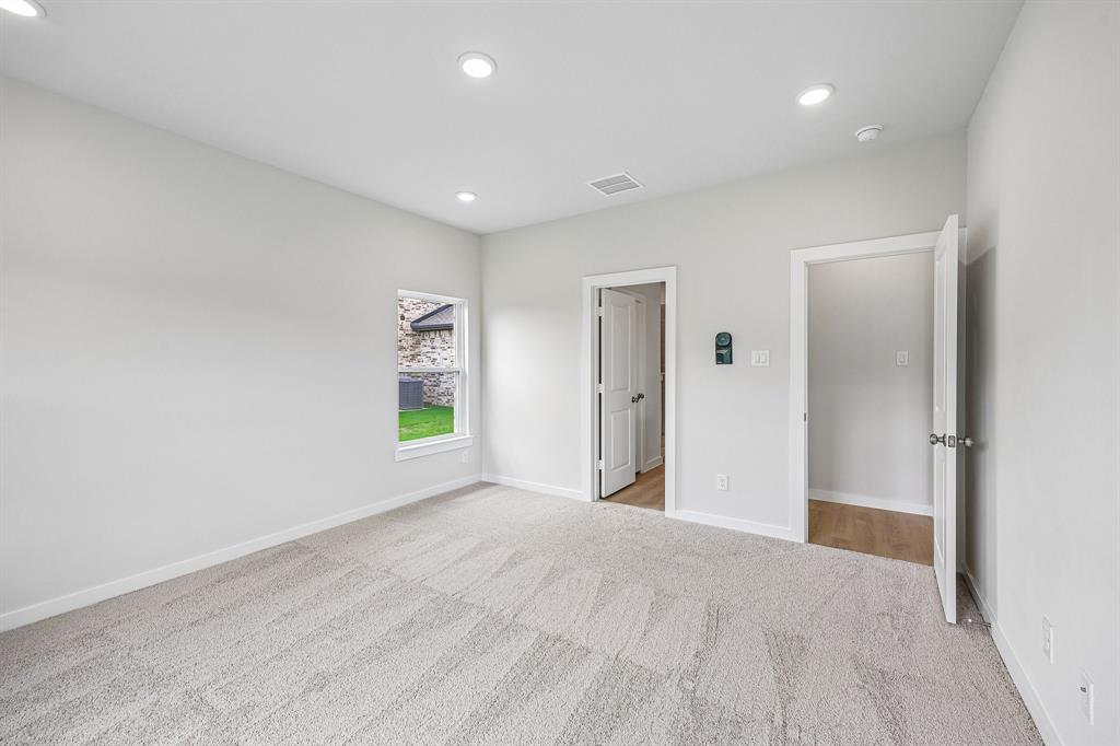 729 Vineyard Way - Photo 16