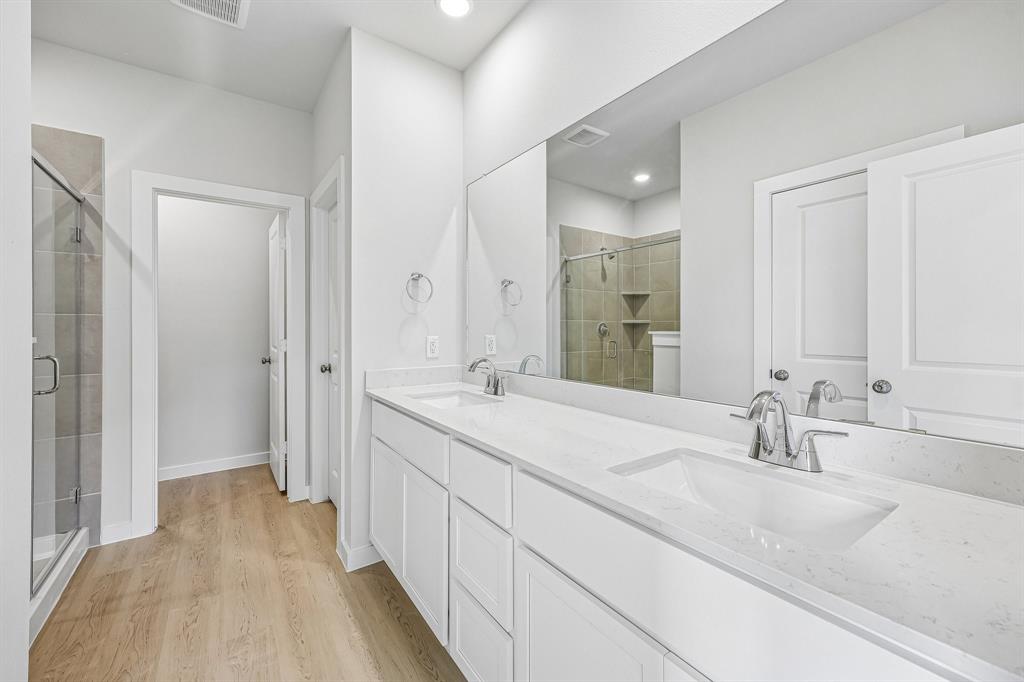 729 Vineyard Way - Photo 17