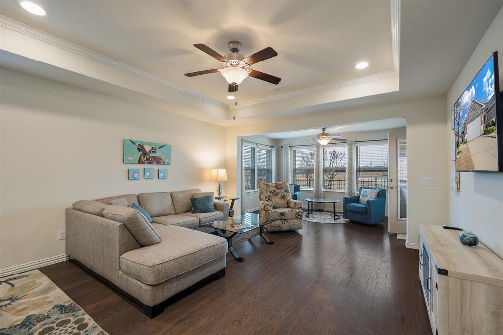 7629 Parade Drive - Photo 10