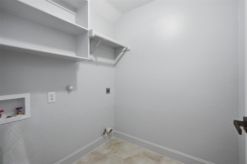 2409 Tahoe Lane - Photo 29