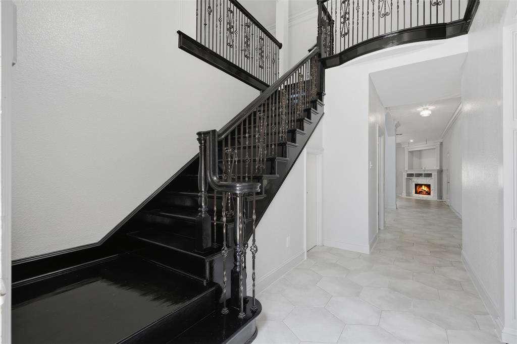 2409 Tahoe Lane - Photo 9