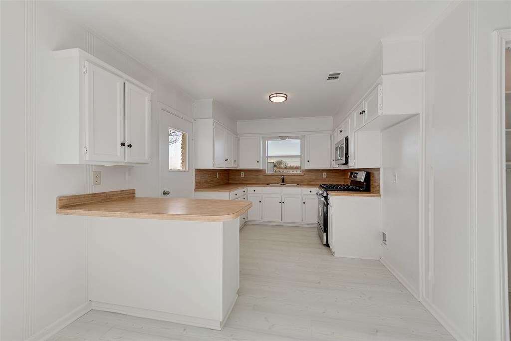 101 E Marshall Street - Photo 15
