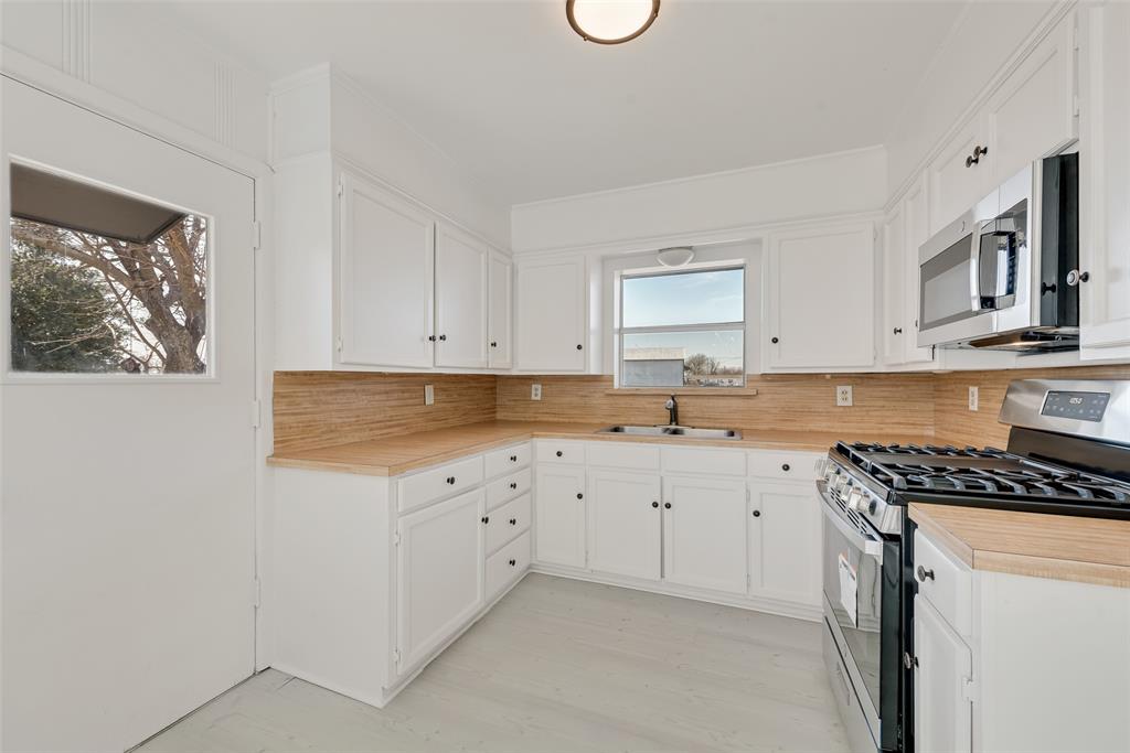 101 E Marshall Street - Photo 16