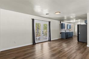 322 S BARBARA - Photo 20