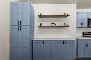 322 S BARBARA - Photo 24