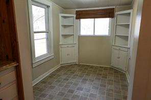 955 N Stephen Avenue - Photo 35