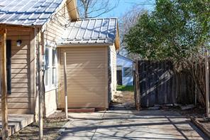955 N Stephen Avenue - Photo 39