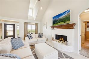 370 Private Road 5291 - Photo 4