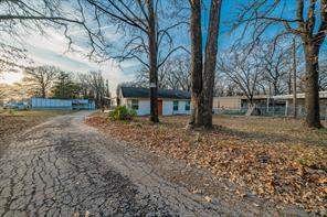 674 Briggs Boulevard - Photo 37