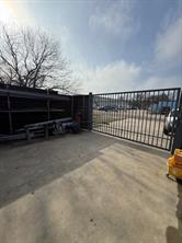 504 N Breckenridge Street - Photo 2