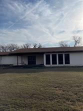 510 E Oak Street - Photo 2