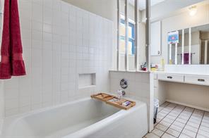 305 Cedar Creek Court - Photo 17
