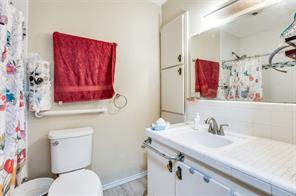 305 Cedar Creek Court - Photo 20