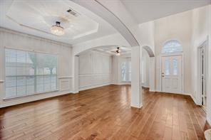2207 Creekedge Court - Photo 4