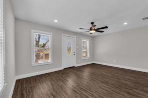 1908 S 19th Street - Photo 6