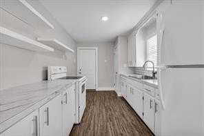 1908 S 19th Street - Photo 9