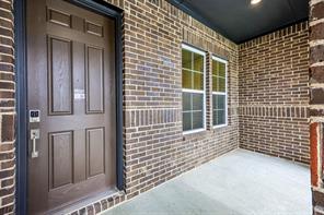 623 Landry Lane - Photo 2