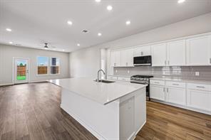623 Landry Lane - Photo 5