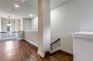 828 Rohan Drive - Photo 15