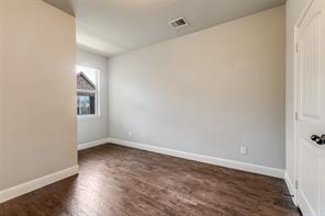 828 Rohan Drive - Photo 16