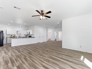 408 Susan Drive - Photo 4