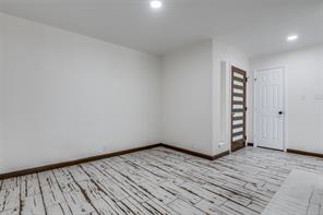 1055 Wright Street - Photo 4