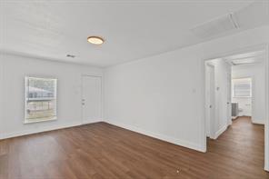 1806 Wellington Street - Photo 12