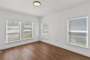 1806 Wellington Street - Photo 24