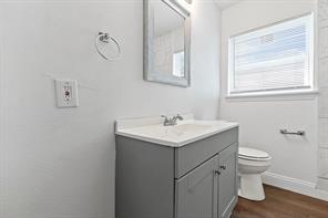 1806 Wellington Street - Photo 29