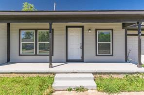 1806 Wellington Street - Photo 3