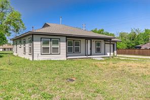 1806 Wellington Street - Photo 39