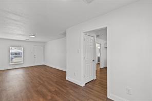 1806 Wellington Street - Photo 7