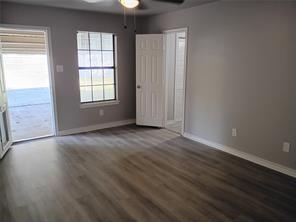 208 Almond Street - Photo 15
