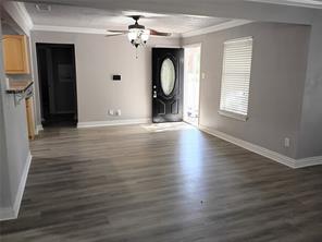 208 Almond Street - Photo 3