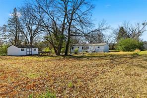 227 Sheryl Lane - Photo 2