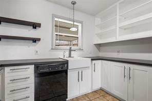 2208 Lake Forest Drive - Photo 14