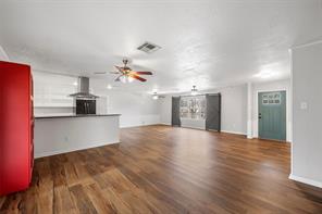 2208 Lake Forest Drive - Photo 9