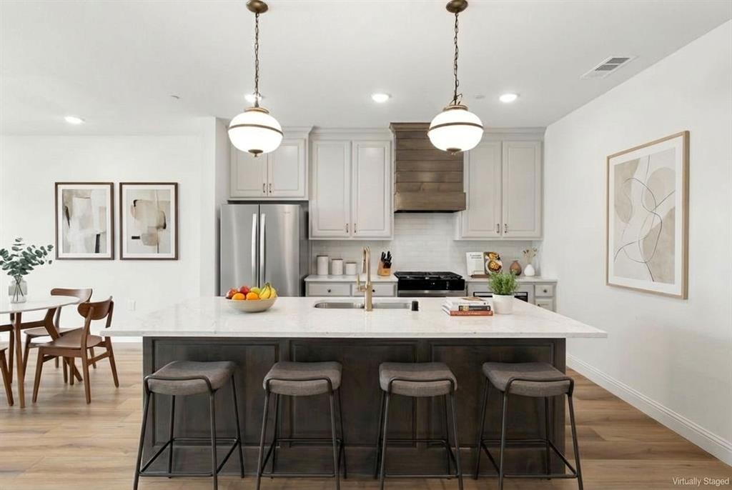 1208 Armstrong - Photo 12