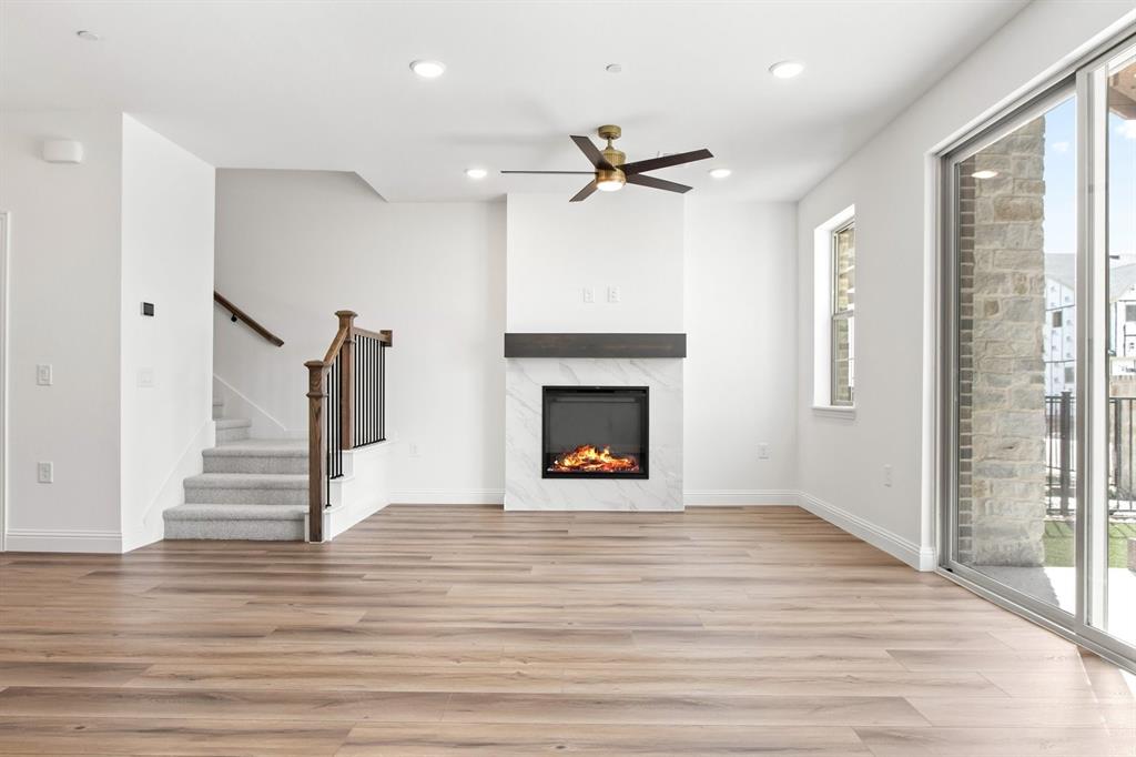 1208 Armstrong - Photo 8
