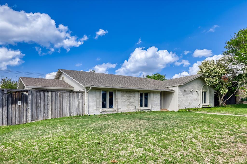 6639 Winterwood Lane - Photo 2