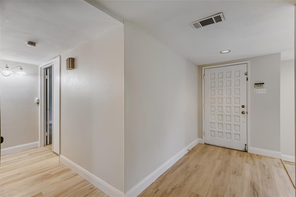 6639 Winterwood Lane - Photo 4