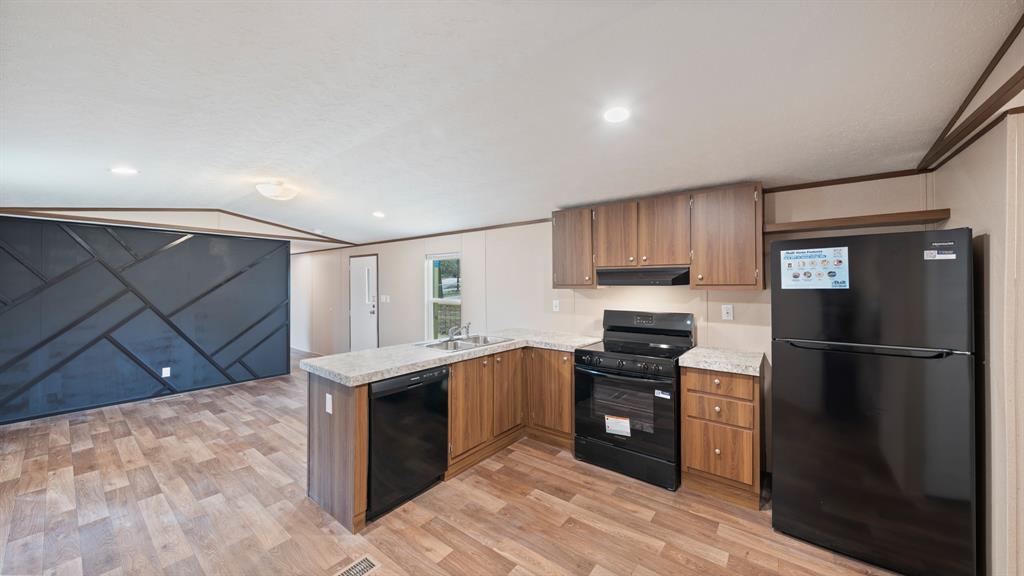 721 Queens Drive - Photo 11