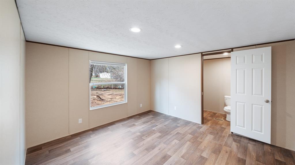 721 Queens Drive - Photo 13
