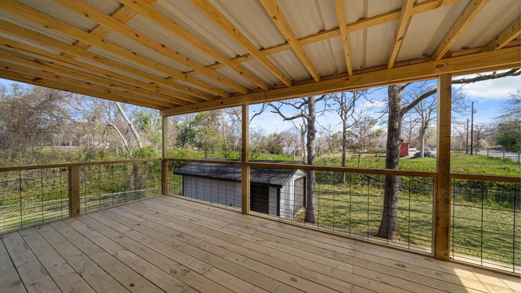 721 Queens Drive - Photo 34