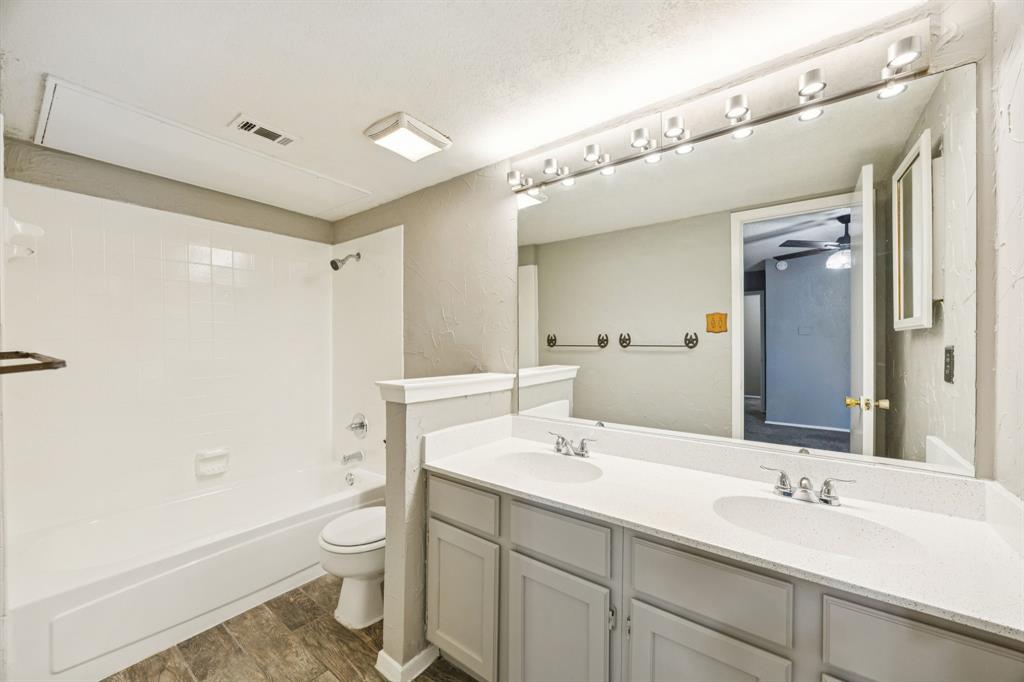 6814 Dolphin Circle - Photo 10