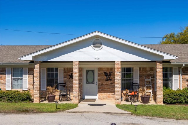 1600 Shaw Drive
